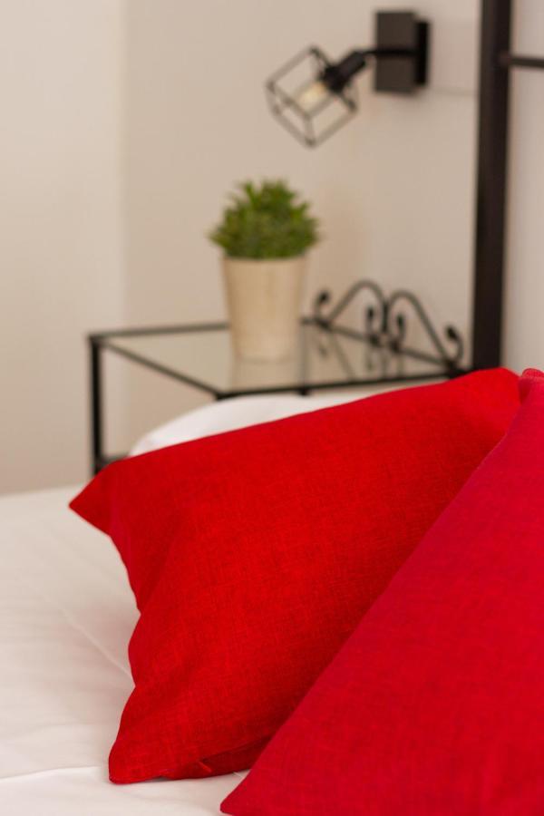 Suite Garibaldi - Smart Holiday Mantova Eksteriør bilde